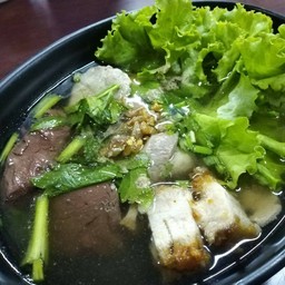 เกาเหลาเลือดหมู พิเศษ