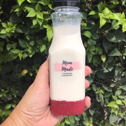 นมสดสตรอเบอร์รี่