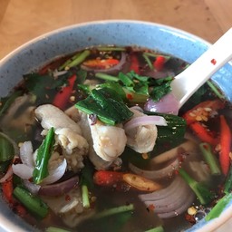 ต้มแซ่บเอ็นไก่