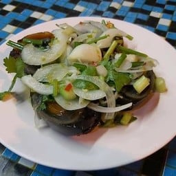 ยำไข่เยี่ยวม้า