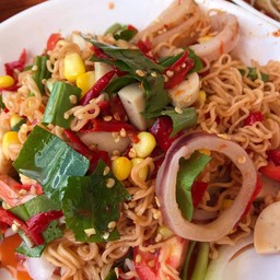 ยำแซ่บ ทุ่งสว่าง