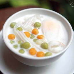 ร้านบัวลอยไข่หวาน (เจ้าเก่าตลาดโต้รุ่งลาดสวาย)