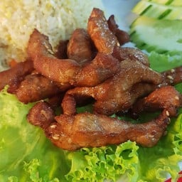 ข้าวผัดหมูแดดเดียว