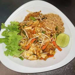 ผัดไทยใส่ไข่