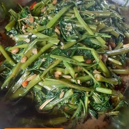 ผัดผักบุ้งไฟแดง