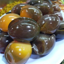 ยำไข่เยี่ยวม้า