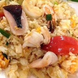 ข้าวผัดทะเล
