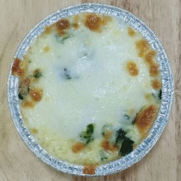 ผักโขมอบชีส