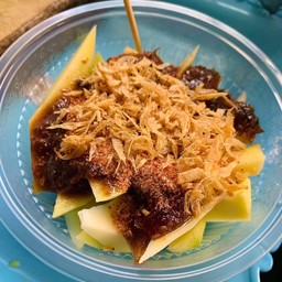 ร้านน้ำปลาหวานโคตรกุ้ง ผลไม้byร้านน้ำพี่ราตรี