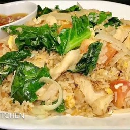 [อร่อยซ่ากับโค้ก] ข้าวผัดไก่ +  โค้ก ออริจินัล (ขวด) 