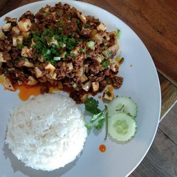 ข้าวราดผัดหมูสับซอสหม่าล่าเสฉวน