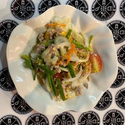 ยำไข่ดาวหมูสับ