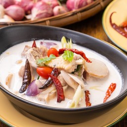 ต้มข่าไก่