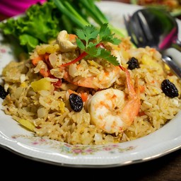 ข้าวผัดสับปะรด