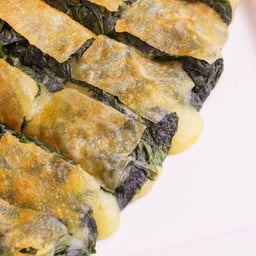 โรตีผักโขมอบชีส