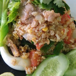 ข้าวผัดหมู