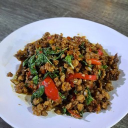 ผัดกะเพราเนื้อ