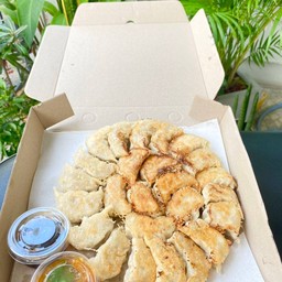 อาหมวยเกี๊ยวซ่า