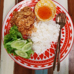 ข้าวไก่ทอด หอมเจียว
