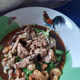 ก๋วยเตี๋ยวหมูน้ำตกแห้ง ชามจัมโบ้