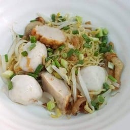 ก๋วยเตี๋ยวปลานายแดงเย็นตาโฟ/ต้มยำ