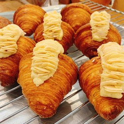 Almond Croissant.