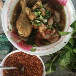 ก๋วยเตี๋ยวไก่ รสเด็ด