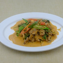 ผัดเผ็ดหมูป่า(ใส่นม)