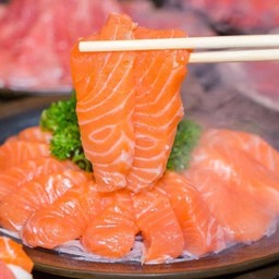 แซลม่อนซาซิมิ (ลาดพร้าว 31)