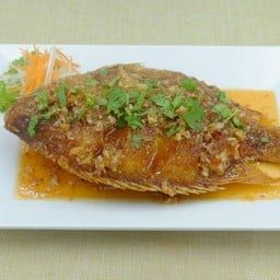 ปลาทับทิมทอดสามรส