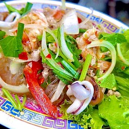 ยำวุ้นเส้นรวมมิตร