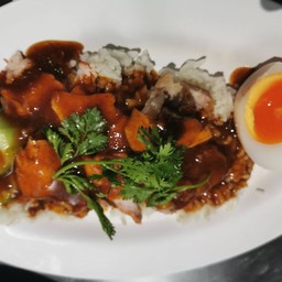ข้าวหมูแดง พิเศษ