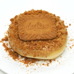 Cookie ‘n Caramel Donut.