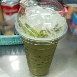 ชาเขียวใส่นมสด เย็น