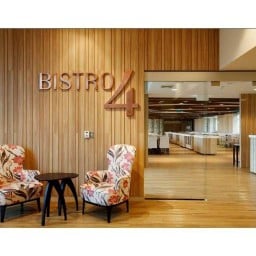 Bistro 4 Restaurant CGC โรงแรมเซ็นทราศูนย์ราชการ