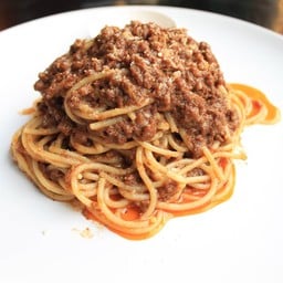 สปาเก็ตตี้ซอสเนื้อ