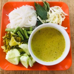 ขนมจีนน้ำยากะทิ