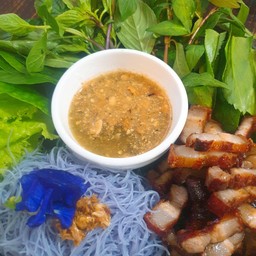 เมี่ยงหมูสวีทเลมอน