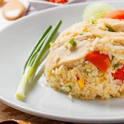 ข้าวผัดหมู(หมูหมักนุ่ม)