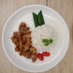 ข้าวไก่กระเทียมพริกไทย