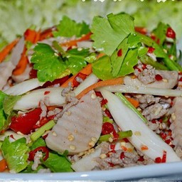 ยำแซ่บ ครัวคุณลุง