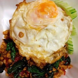 หมี่คลุกกากหมูไก่ฉีก by BN สาขา 2