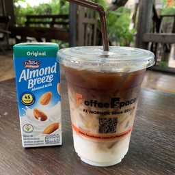 ALMOND Latte