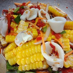 ตำข้าวโพดทะเล กุ้งหมึก