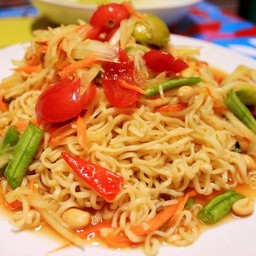 ตำมาม่า