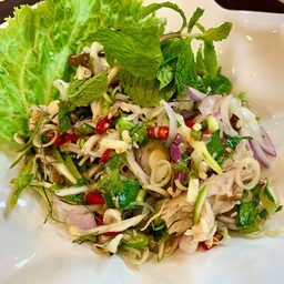 ยำปลาทูแม่กลอง