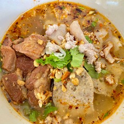 ต้มยำรวมหมู (ขายดี)