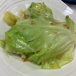 กะหล่ำปลีผัดน้ำปลา