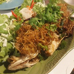 ปลาทอดสมุนไพร