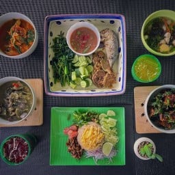 ข้าวแกงคุณนายวิ สาขาแม่สอด